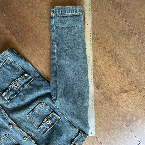 Denim Jacket Waist Length Shoulder Epaulets-  Harve Benard - Picture 7 of 10